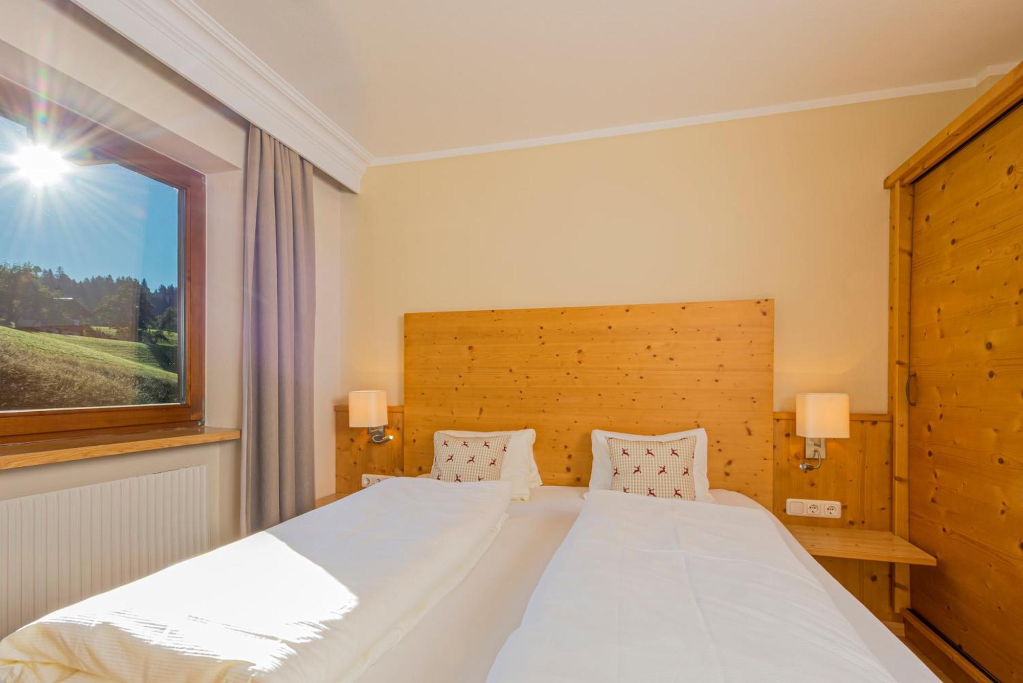 Apartments Tirolerhaus Кёссен Номер фото